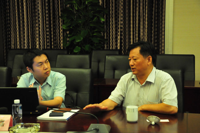 ���A��V�|���縱����݋������һ���W�R(li��n)�ϕ�(hu��)���^�{(di��o)��